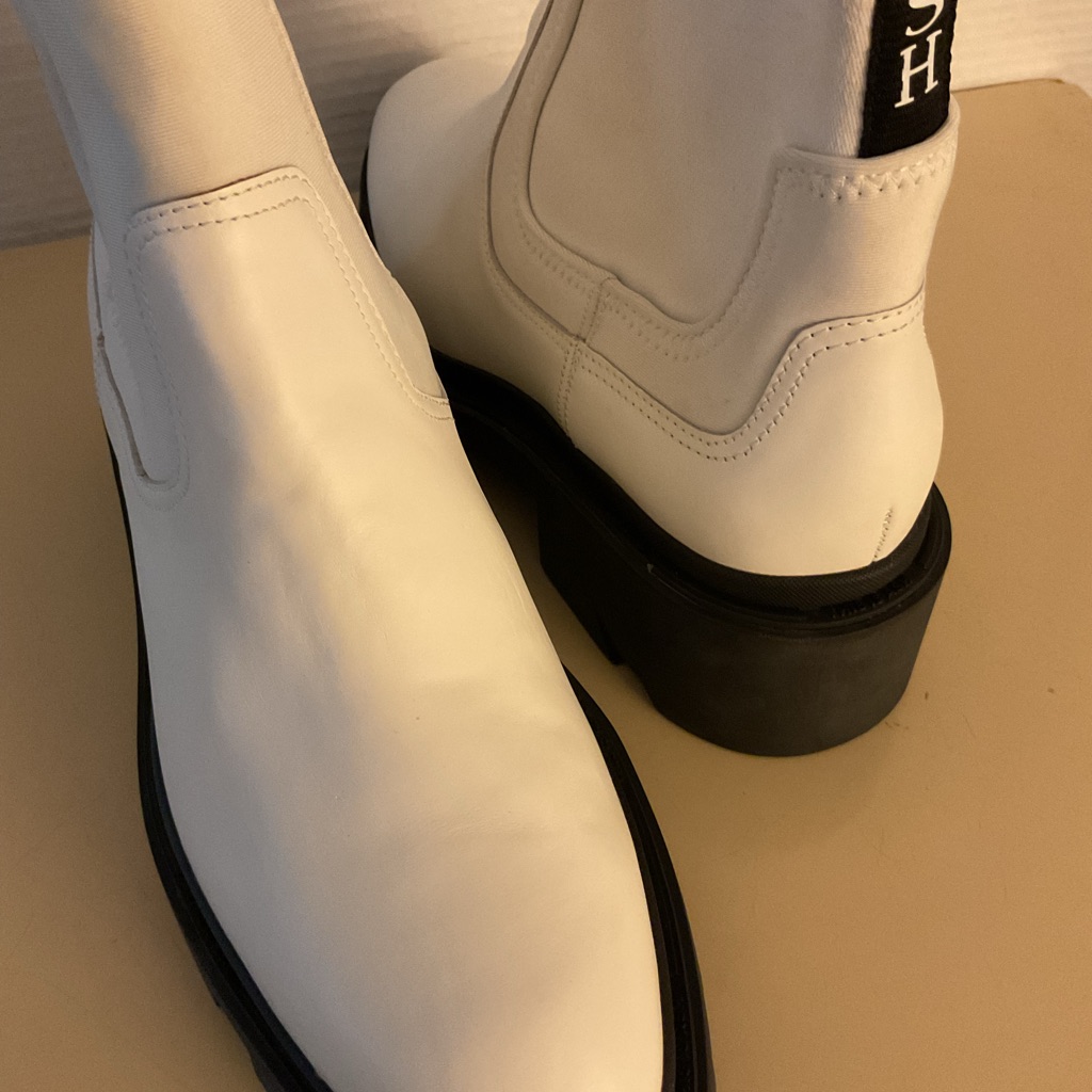 Ash Women White Leather Chelsea Boots With Black Platform Sole Size 10